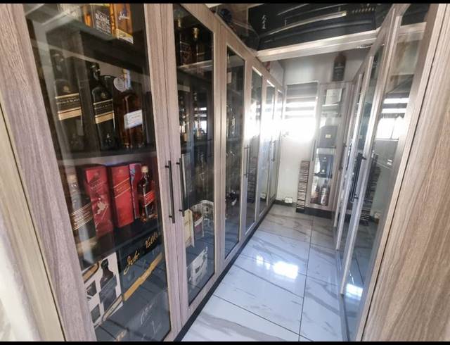 4 BEDROOM HOUSE FOR SALE IN BRACKENHURST